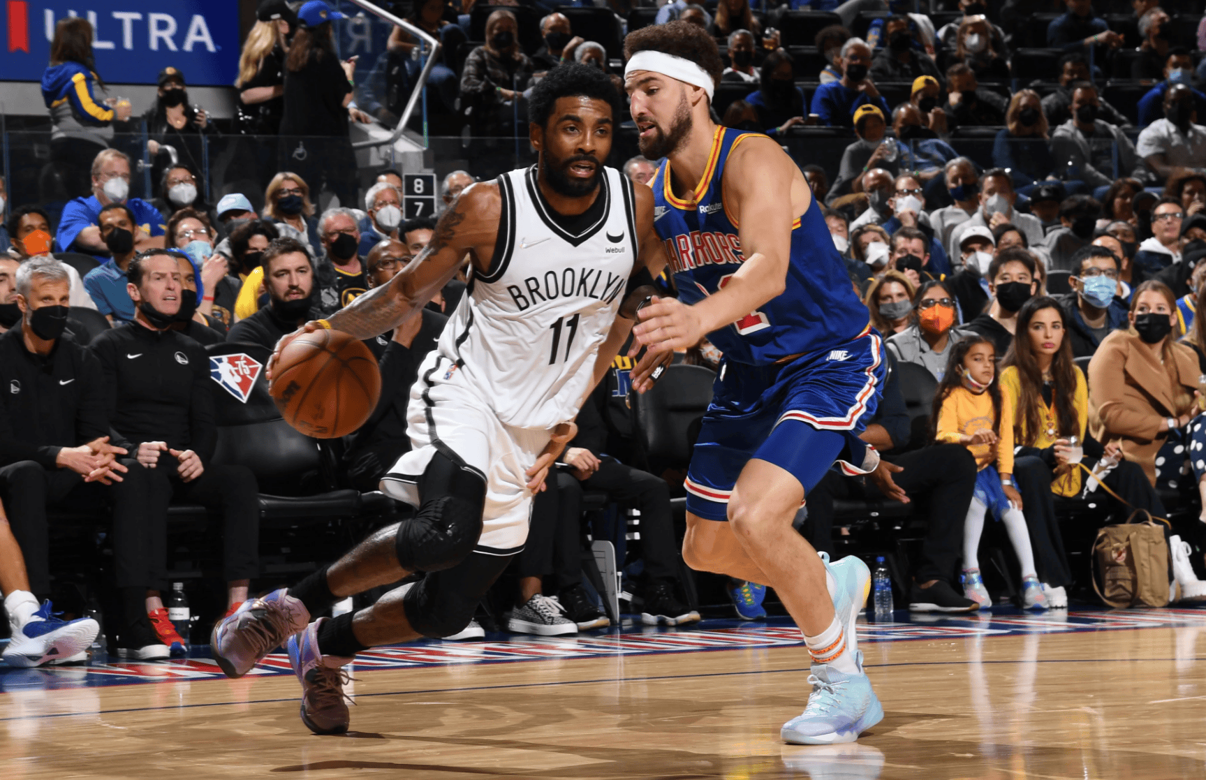 网页版登录入口-包含篮网不断突破！，库里连续十场比赛得分超过比赛规则变更上演精彩一战的词条