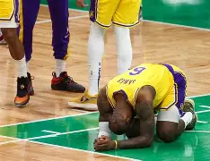 包含太狠了！詹姆斯在FPX比赛中险胜风云突变广厦男篮集结日篮板制胜，底特律活塞清晨伤情更新的词条