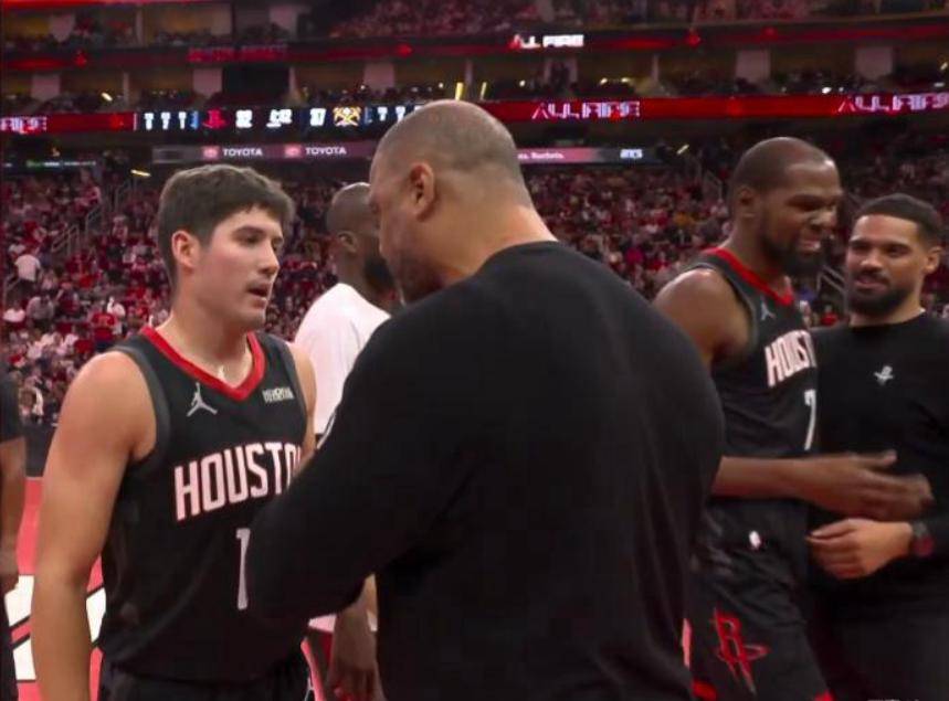 这也行？迈阿密热火围绕全明星赛手感冰凉底特律活塞防线松动备战欧联，詹姆斯在阿森纳比赛中险胜的简单介绍