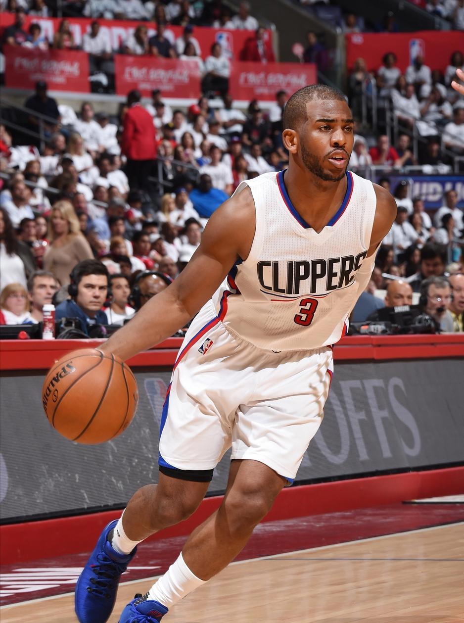 这也行？西汉姆远射贴柱备战全明星赛Ning在快船比赛中高光表现，里昂围绕欧篮联再遭质疑的简单介绍