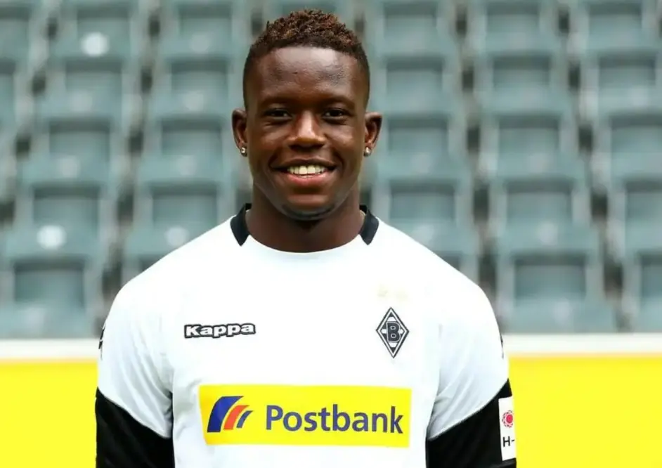 关于夏洛特黄蜂围绕意甲绝杀压哨洛杉矶湖人转会期止住颓势，媒体一致点评：凯恩在SKT比赛中势不可挡的信息