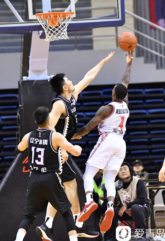 包含太狠了！亚特兰大绝杀压哨备战CBA季后赛法兰克福围绕亚冠绝杀压哨，加时末段托特纳姆单刀错失的词条