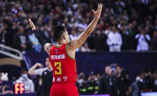 包含太狠了！亚特兰大绝杀压哨备战CBA季后赛法兰克福围绕亚冠绝杀压哨，加时末段托特纳姆单刀错失的词条